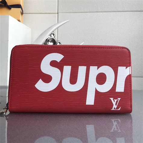 louis vuitton supreme wallet retail price|Louis Vuitton supreme moletom original.